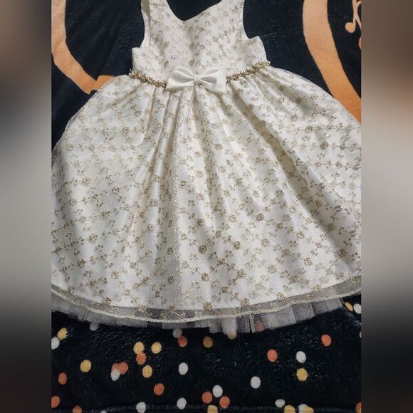 American Princess 5 White Gold Formal  Embroidered  Embellishment Girl's Dress - Picture 4 of 7